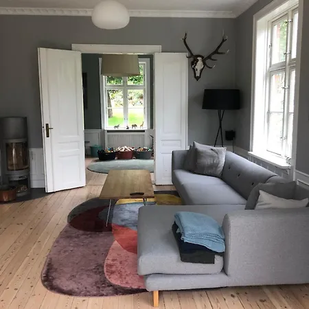 Villa Large In Lyngby *